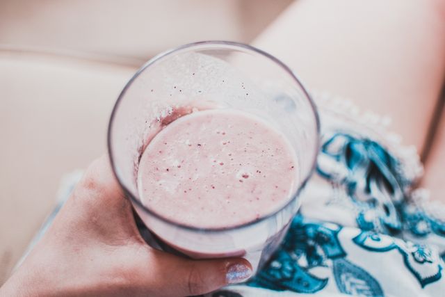 10 najpopularniejszych przepisów na smoothie – szybkie i proste pomysły